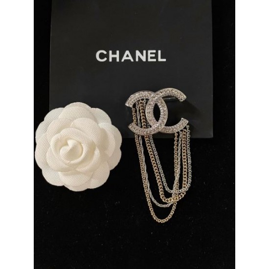 2026新品 ブローチ CHANEL シャネル 遊び心あふれるデザインアイテム