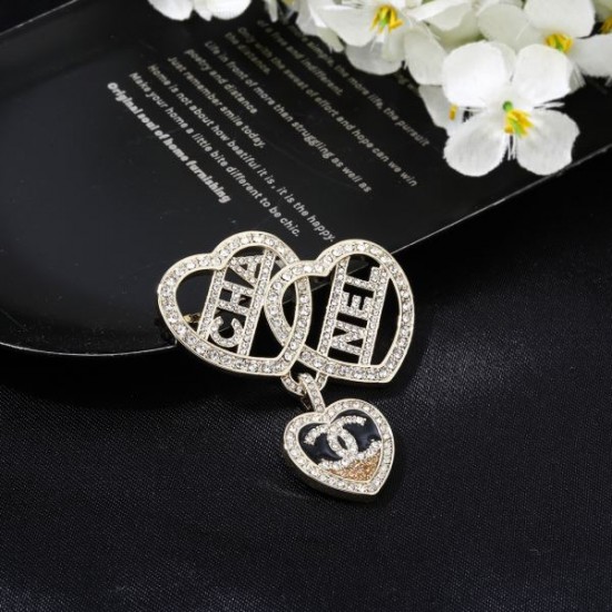 2026新品 ブローチ CHANEL シャネル 存在感抜群のお目立ち新作