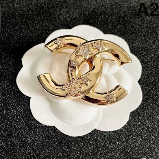2026新品 ブローチ CHANEL シャネル コーデを格上げする大注目作