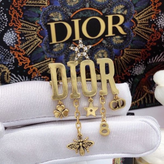 2026新品 ブローチ DIOR ディオール 好感度の高い洗練アイテム