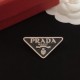 2026新品 ブローチ PRADA プラダ 目を引くデザインが特徴の新作