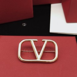 2026新品 ブローチ VALENTINO ヴァレンティノ きれいめ印象を演出する逸品