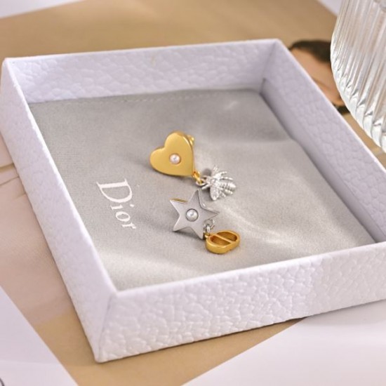 2026新品 イヤリング DIOR ディオール 数量限定SALE価格！お早めに