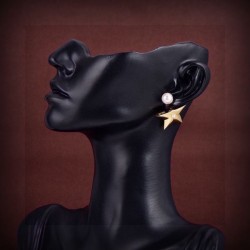 2026新品 イヤリング DIOR ディオール 流行に左右されない定番人気
