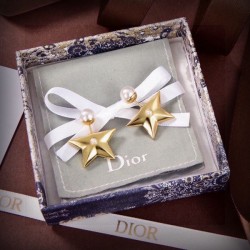 2026新品 イヤリング DIOR ディオール 流行に左右されない定番人気