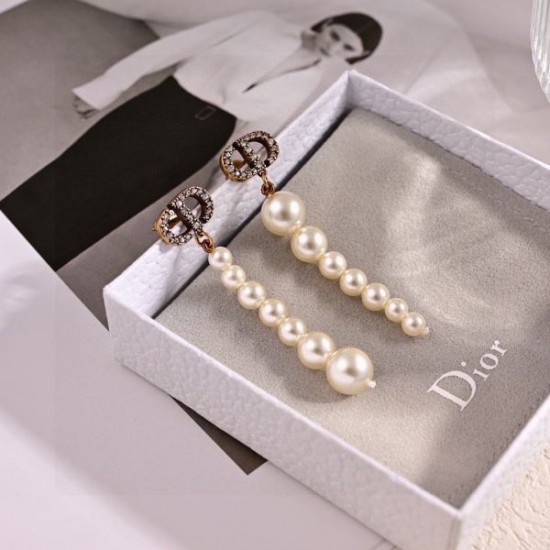 2026新品 イヤリング DIOR ディオール 完売必至！大人気アイテム