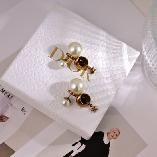 2026新品 イヤリング DIOR ディオール 最新人気アイテム！話題沸騰中
