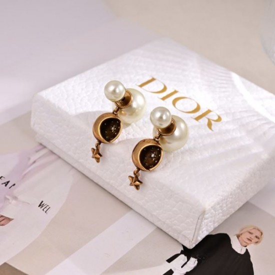 2026新品 イヤリング DIOR ディオール 最新人気アイテム！話題沸騰中
