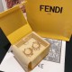 2026新品 イヤリング FENDI フェンデイ シンプルで洗練されたデザイン