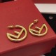 2026新品 イヤリング FENDI フェンデイ 毎シーズン大活躍！飽きのこないデザイン