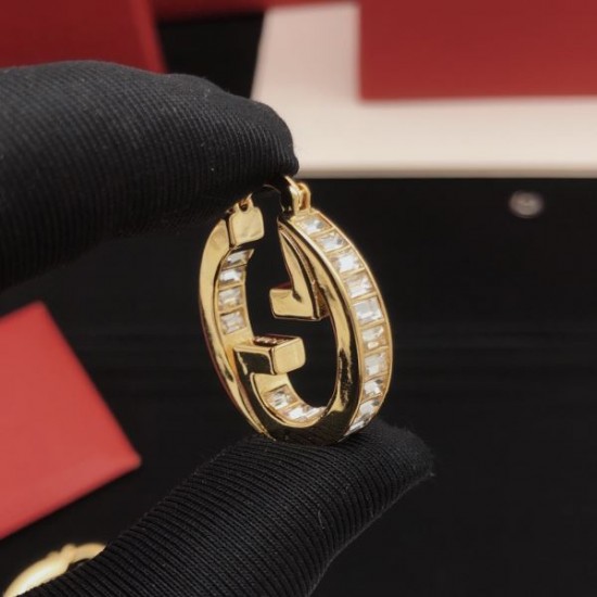 2026新品 イヤリング GUCCI グッチ 優しげな高級感漂う人気色