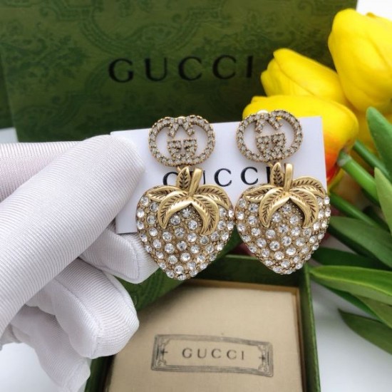 2026新品 イヤリング GUCCI グッチ 強くおすすめ！高レビューアイテム
