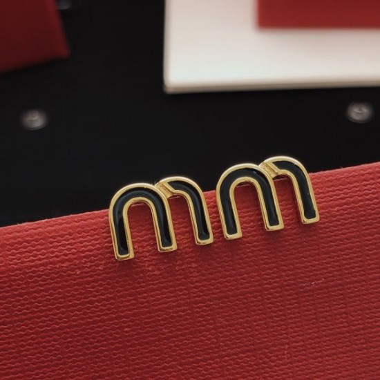 2026新品 イヤリング MIU MIU ミュウミュウ 超人気美品 セール中アイテム