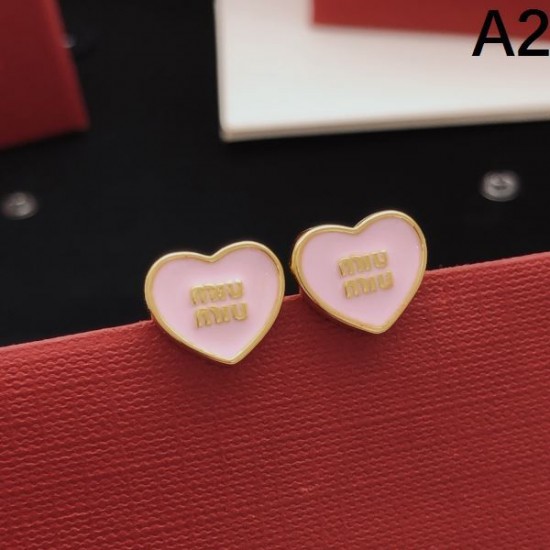 2026新品 イヤリング MIU MIU ミュウミュウ 超レア入手困難モデル