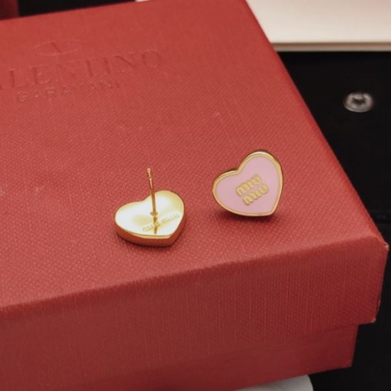 2026新品 イヤリング MIU MIU ミュウミュウ 超レア入手困難モデル