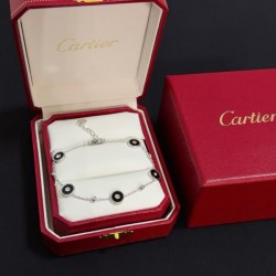 2026新品 ブレスレット CARTIER カルティエ 個性的な印象に仕上がるデザイン