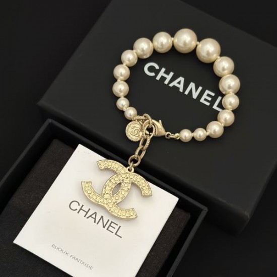 2026新品 ブレスレット CHANEL シャネル 日本でも大人気の定番モデル