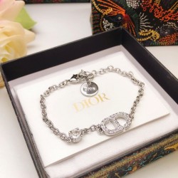 2026新品 ブレスレット DIOR ディオール 今季新作 美しいラインが魅力