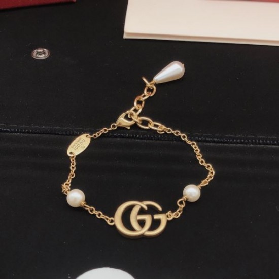 2026新品 ブレスレット GUCCI グッチ おしゃれ層から支持される定番作