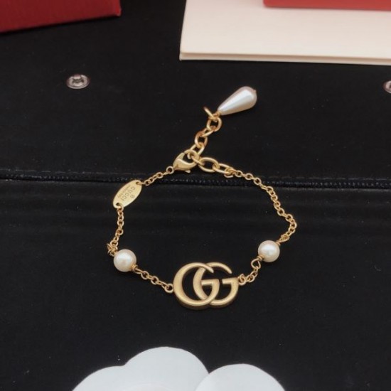 2026新品 ブレスレット GUCCI グッチ おしゃれ層から支持される定番作