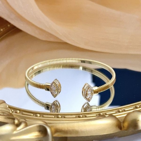 2026新品 ブレスレット PIAGET ピアジェ 今季注目のカラー使い新作