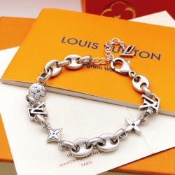 2026新品 ネックレス LOUIS VUITTON ルイヴィトン 可愛くて完売確実の大人気