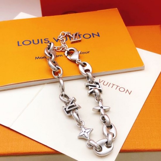 2026新品 ネックレス LOUIS VUITTON ルイヴィトン 可愛くて完売確実の大人気