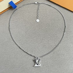 2026新品 ネックレス LOUIS VUITTON ルイヴィトン 大注目 国内完売の数量限定