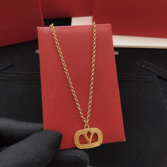 2026新品 ネックレス VALENTINO ヴァレンティノ 絶大な人気を誇る新作