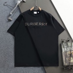 2026新品 半袖Tシャツ BURBERRY バーバリー 明るい雰囲気があり、春夏にぴったりの一枚