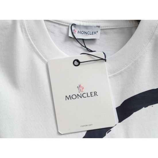 2026新品 半袖Tシャツ MONCLER モンクレール 着回し抜群のカラーとデザイン