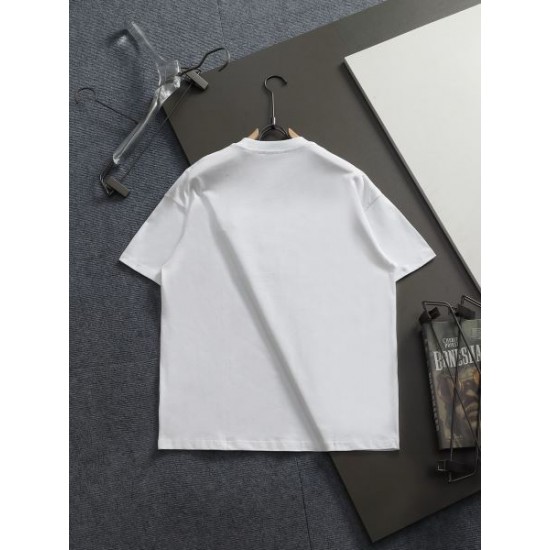 2026新品 半袖Tシャツ PRADA プラダ セール、早い者勝ちでお得に手に入れよう