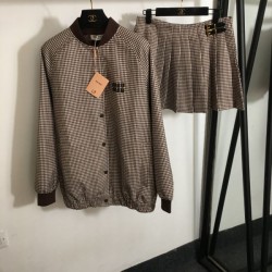 2026年新作 MIU MIU ミュウミュウ セットアップ デイリー使い 最適