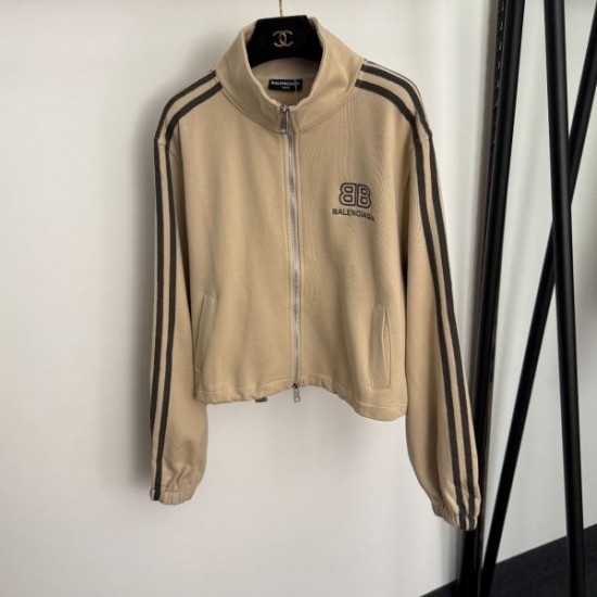 2026年新作 BALENCIAGA バレンシアガ セットアップ カジュアル×高級感 トレンドモデル