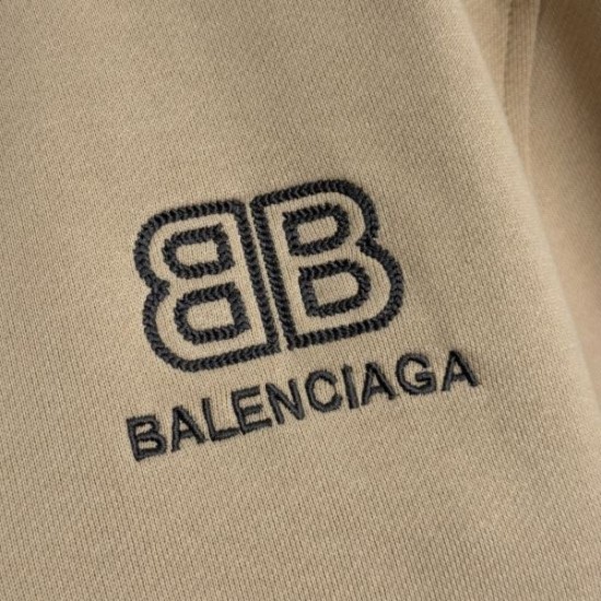2026年新作 BALENCIAGA バレンシアガ セットアップ カジュアル×高級感 トレンドモデル