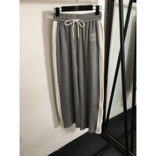 2026年新作 DIOR ディオール セットアップ 高級感 セールモデル