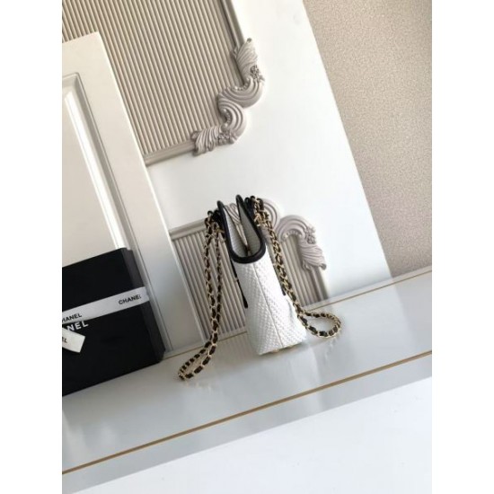 2026新品 トートバッグ CHANEL シャネル 希少感漂う クラシックモデル