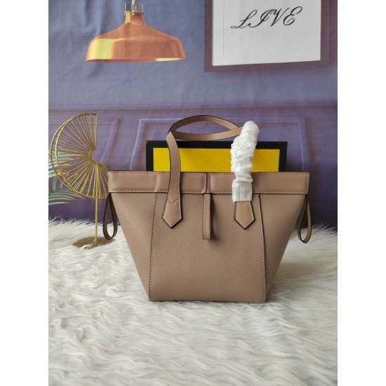 2026新品 トートバッグ FENDI フェンディ 洗練モダン 個性派ラグジュアリー