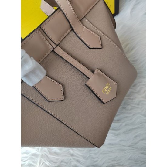 2026新品 トートバッグ FENDI フェンディ 洗練モダン 個性派ラグジュアリー