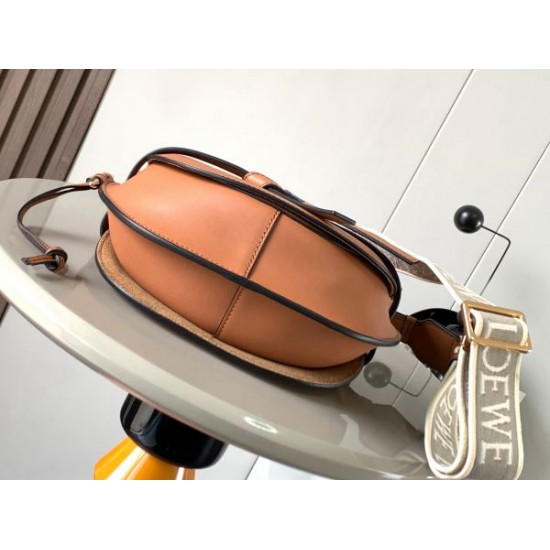 2026新品 ショルダーバッグ LOEWE ロエベ 洗練クラフト感 人気急上昇アイテム