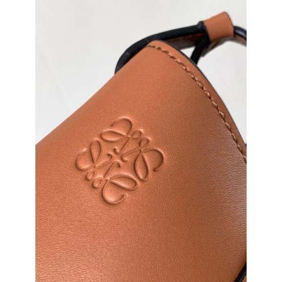 2026新品 ショルダーバッグ LOEWE ロエベ 洗練クラフト感 人気急上昇アイテム