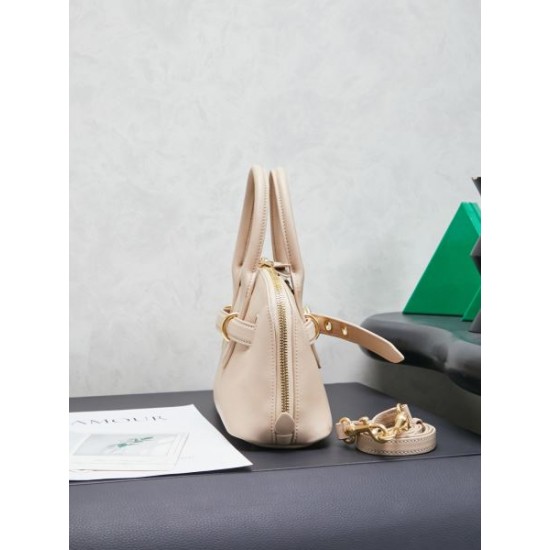 2026新品 トートバッグ MIU MIU ミュウミュウ フェミニンモード 上質可愛い