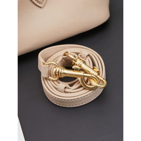 2026新品 トートバッグ MIU MIU ミュウミュウ フェミニンモード 上質可愛い