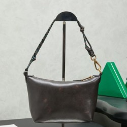 2026新品 トートバッグ MIU MIU ミュウミュウ 上品フェミニン 最新スタイル