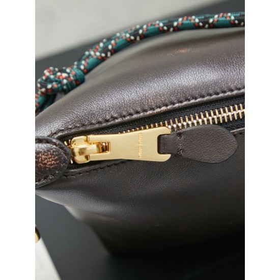 2026新品 トートバッグ MIU MIU ミュウミュウ 上品フェミニン 最新スタイル