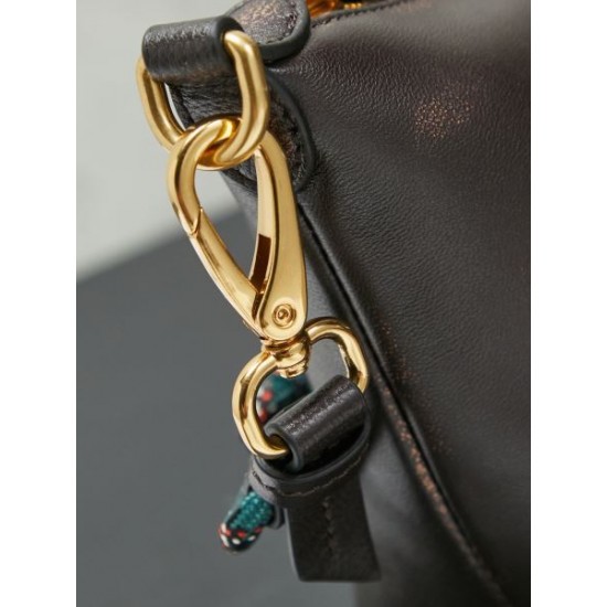 2026新品 トートバッグ MIU MIU ミュウミュウ 上品フェミニン 最新スタイル