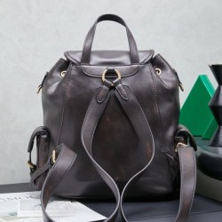 2026新品 バックパック MIU MIU ミュウミュウ 上品可愛い トレンドスタイル