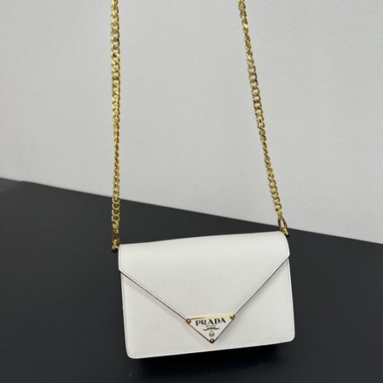 2026新品 ショルダーバッグ PRADA プラダ 定番人気 ミニマル洗練スタイル