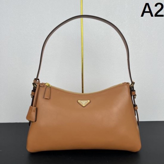 2026新品 トートバッグ PRADA プラダ 定番人気 ミニマル高級感