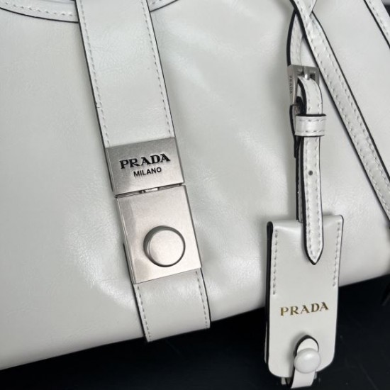 2026新品 トートバッグ PRADA プラダ スタイリッシュ 高級感デザイン